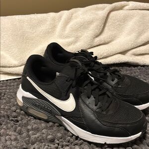 Nike Air Max 90 Black and White Sneakers